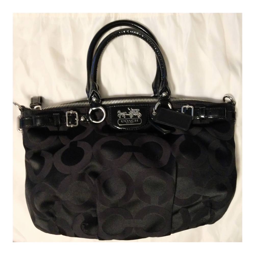 👜 Authentic Coach 18650 Black Madison Satchel